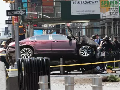 〈사진〉타임스스퀘어서 차량돌진…1명 사망·20여명 부상