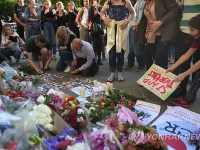 영국 테러범은 리비아계 20대 남성