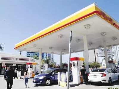 헉, 휘발유 대신 디젤을…