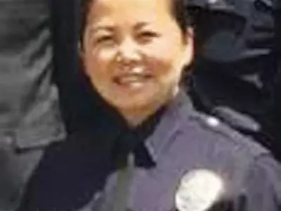 한인 여경관 헬기 조종간 잡는다