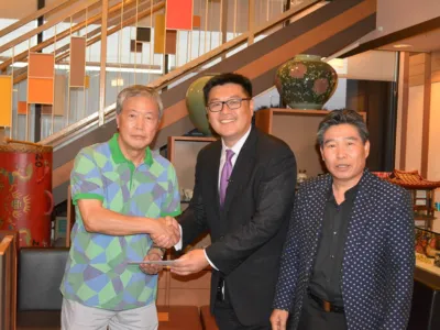 〈사진〉 명가원 이진동 대표 제이슨 박 후원