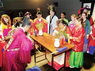 〈사진〉주류 교육자들 ‘한국체험 학습’ 진지