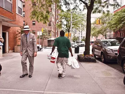 교통난 뚫고 배달‘피 마르는’ 온라인 식료품업체들