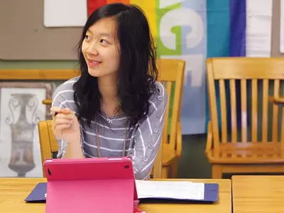 고교생의 순수함 보여줄 수 있는 주변 이야기도 좋아