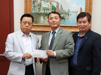 〈사진〉"차세대 무역스쿨 잘 치르세요"