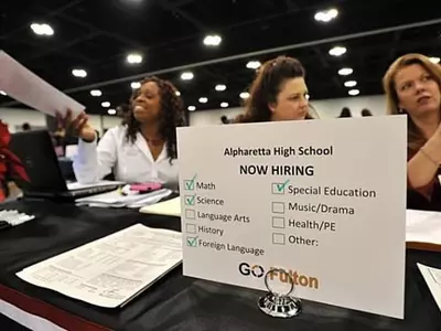 개학맞은 각 교육청 '교사들  급구'