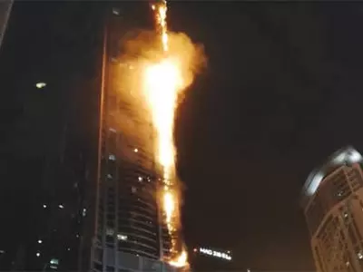 〈사진〉두바이 최고층 아파트서 대형 화재