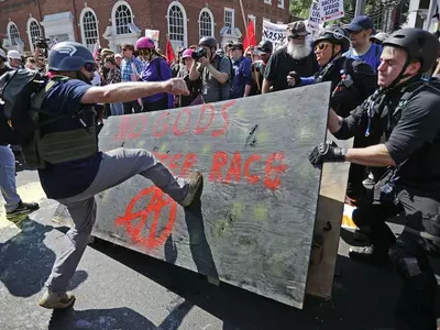 트럼프, 백인우월주의 '폭력시위' 비판 회피