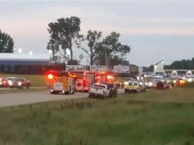 자동차 경주대회장서 총격…3명 사망