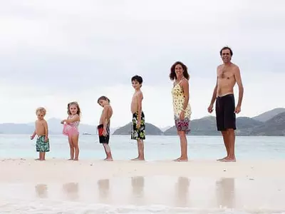 ‘17년째 세계여행 중’...화제의 가족