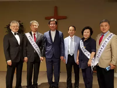 〈사진〉섬기는 교회서 한인회비 납부 캠페인