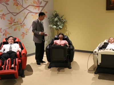 〈사진〉텔레트론 "노동절 맞아 크게 쏩니다"