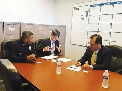 “한인업소 앞 흑인시위 적극 대응을”