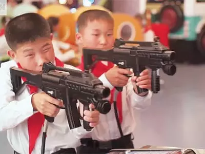 10대 소년도“미국인  총 쏴 죽이겠다"