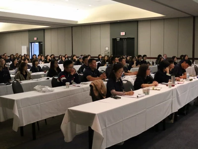 UNI 파이낸셜, 대규모 재정 세미나