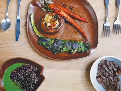 “맛보다는 지구!” 환경 지킴이로 나선 셰프들