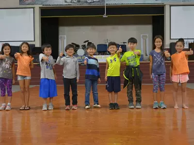 〈사진〉 "내가 리틀 미스 앤 미스터 애틀랜타".... 참가 어린이들 리허설서 자신감 충만
