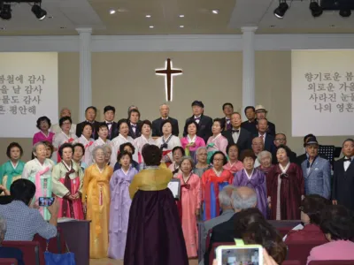 노인대학 '가을음악회'로 개교 축하