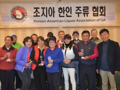 "날씨 쯤이야" 주류협 골프대회 성황