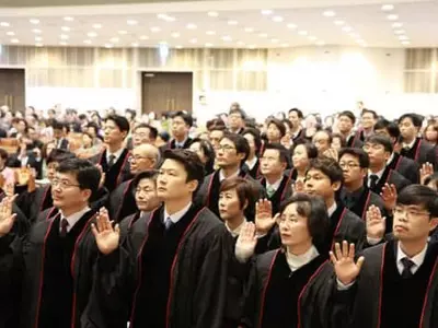 그 많던 신학 지망생 어디로 갔을까