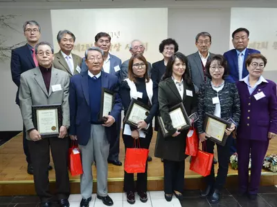 "가슴에 울림 주는 시가 됐으면..."