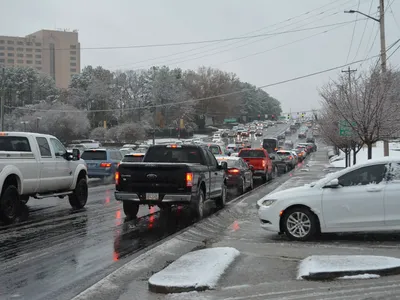 어제 '첫 눈'  한인타운  '올 스톱'
