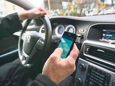 핸즈프리 사용 의무화 추진 확산