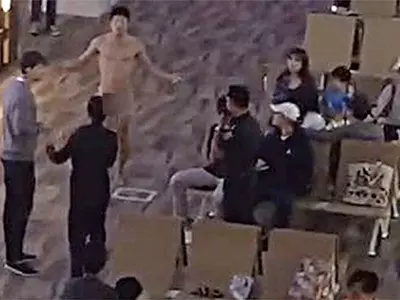 한인 남성 푸켓 공항서 나체 엽기 행각