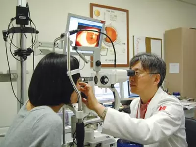 잔디 깎다가… 운동하다가…“앗, 내 눈”