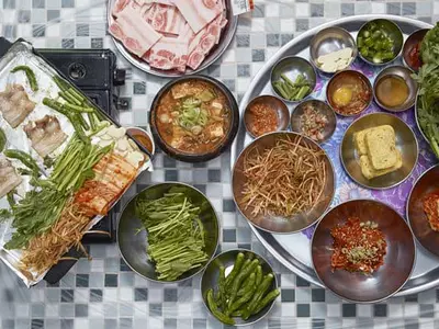‘응팔’삼겹살이 돌아왔다, 냉삼의 부활