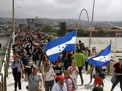 중남미 '캐러밴' 일부 미국에 첫발