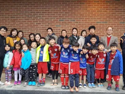 해체위기 유소년 축구단 "도와 주세요"