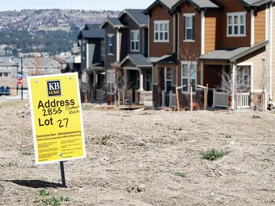 매물 부족에도 불구하고 주택거래 증가