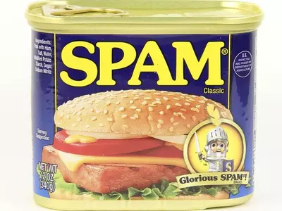 '스팸' 리콜...금속 이물질 발견