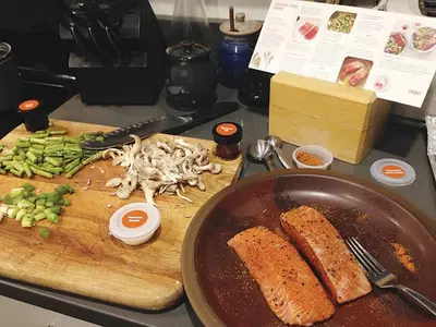 콩 . 생선류 많이 섭취하면 폐경기 늦춘다