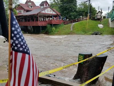 〈사진〉물에 잠긴 조지아 독일마을 '헬렌'