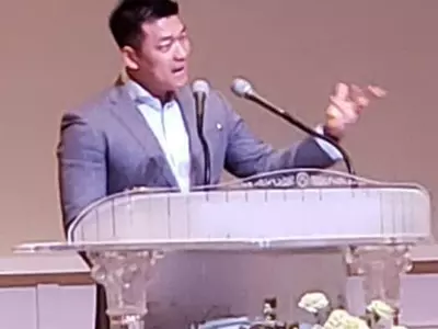 "교회는 하나님의 임재를 회복해야"