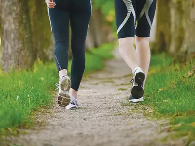 새 신 신고 여행 떠나면 ‘발병 고생길’