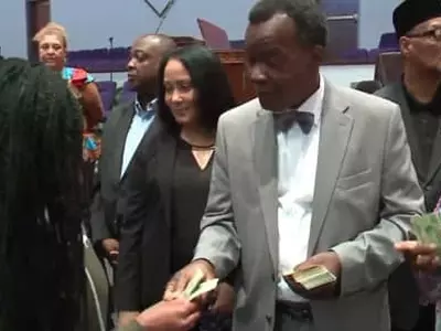 교회서 현찰 30만 달러 나눔 행사