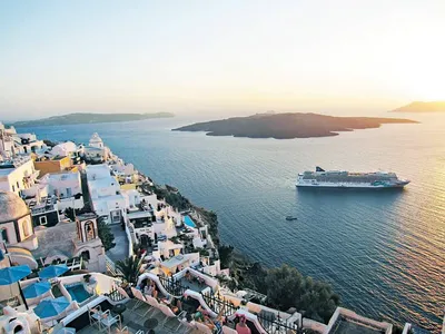 더 여유롭게… 더 우아하게… 바다 위 리조트