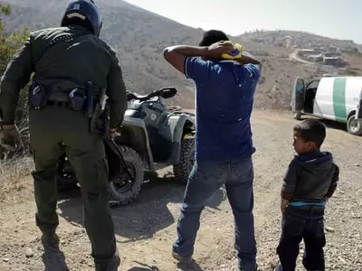 밀입국 여성 연쇄살인 국경수비대원 체포