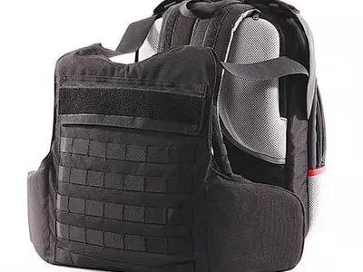 방탄조끼로 변신 백팩 등장