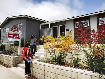 모기지 이자 상승에 멀어져가는 내집 마련의 꿈