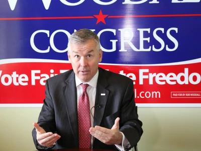 "문제 없는 선에서 이민자에 문 열어야"