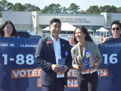 애틀랜타 방문 피겨 스타 미셸 콴 "민주당 지지 부탁해요"