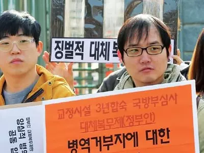 군면제 된다고?  ‘여호와의 증인’ 가입문의 급증