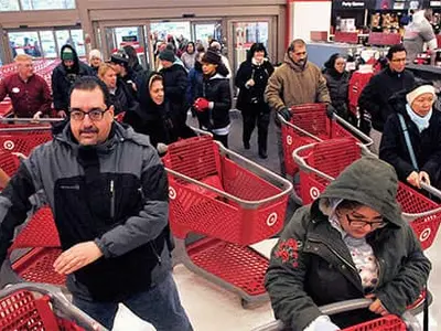 패싸움에 총격까지...전국 샤핑 과열