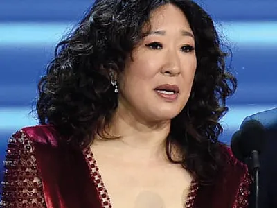 한인 배우 샌드라 오 골든그로브 진행한다