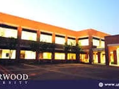 언더우드, 정식학위·연방장학금 가능