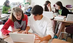 12학년생 이렇게‘고교 유종의 미’를 거둬라